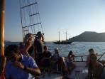 Promenade en bateau sur la caldera - île de Santorin Photo 34