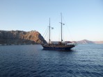 Promenade en bateau sur la caldera - île de Santorin Photo 39