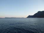 Promenade en bateau sur la caldera - île de Santorin Photo 42