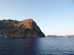 Promenade en bateau sur la caldera - île de Santorin Photo 45